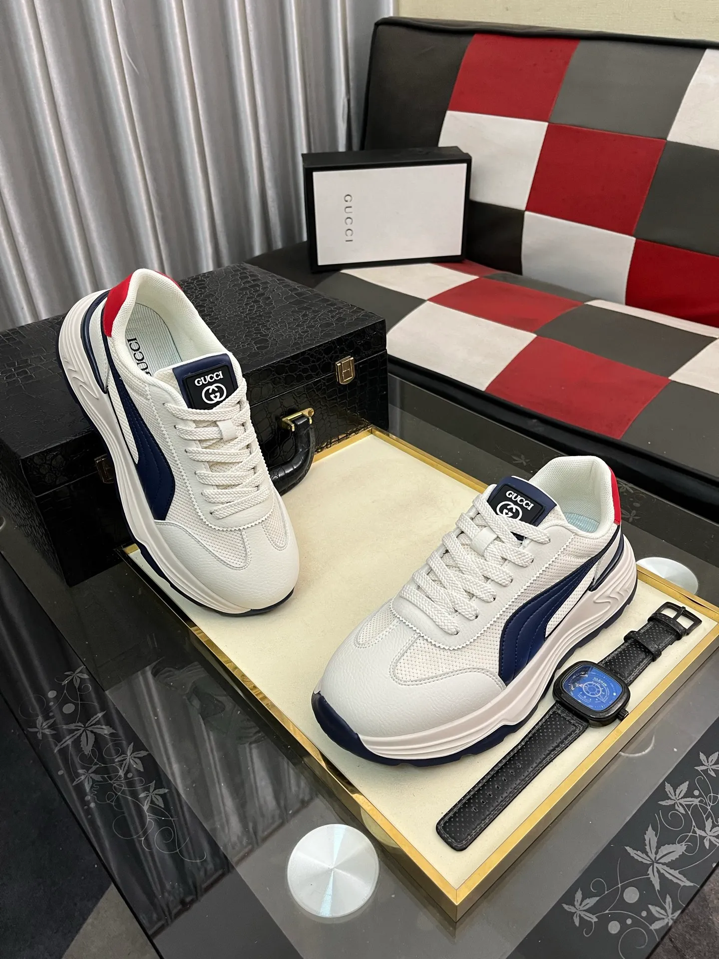 Men's Men's Shoes 💰458⌚️⌚️【GUCCI】Gucci men's latest white shoe series casual shoes! The official website is built 1:1. Upper: Made of imported cowhide, with electric embroidery ➕Inner lining: Made of high-quality first-layer pigskin, soft and comfortable. Picky material selection and exquisite workmanship give you the best enjoyment. Size: 38-443️⃣Colors available